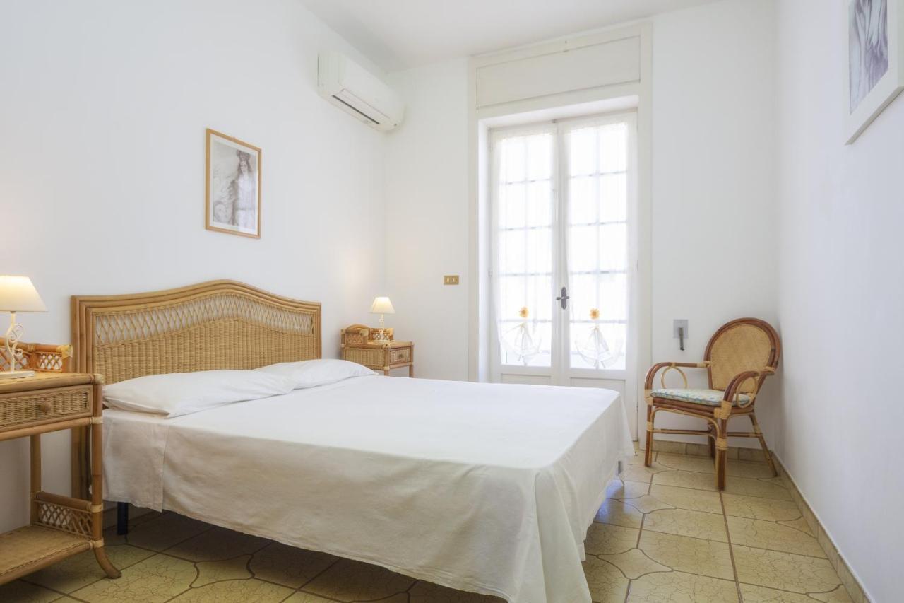 Villetta Lungomare Gallipoli - Family House มารีนา ดี มันกาแวร์ซา ภายนอก รูปภาพ