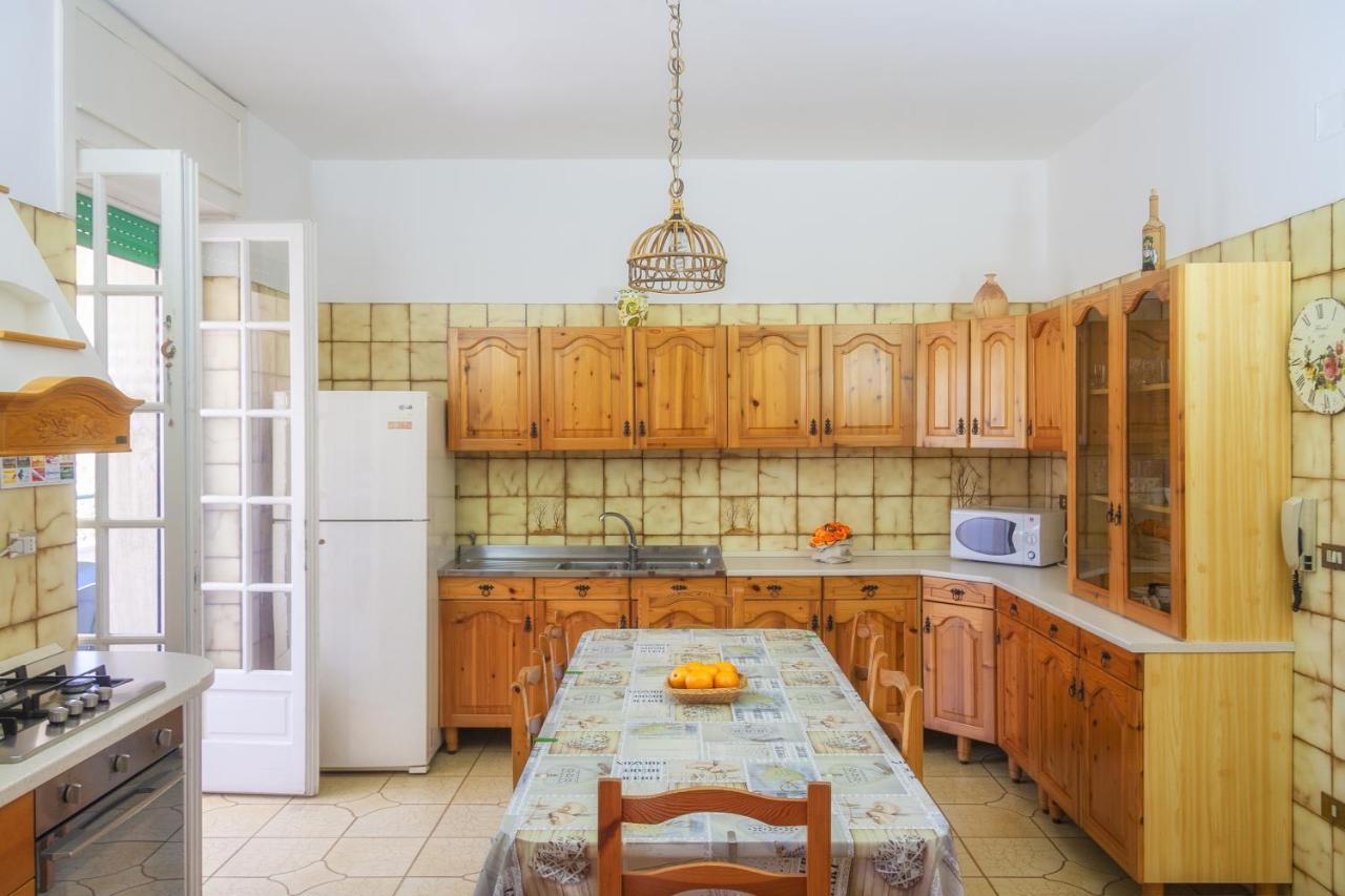 Villetta Lungomare Gallipoli - Family House มารีนา ดี มันกาแวร์ซา ภายนอก รูปภาพ